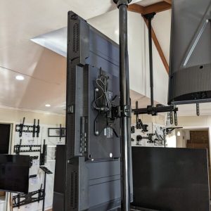 Cut to Size Commercial Floor to Ceiling TV Mount Portrait or Landscap Position 32”-70” Model: GKD-P7119-1